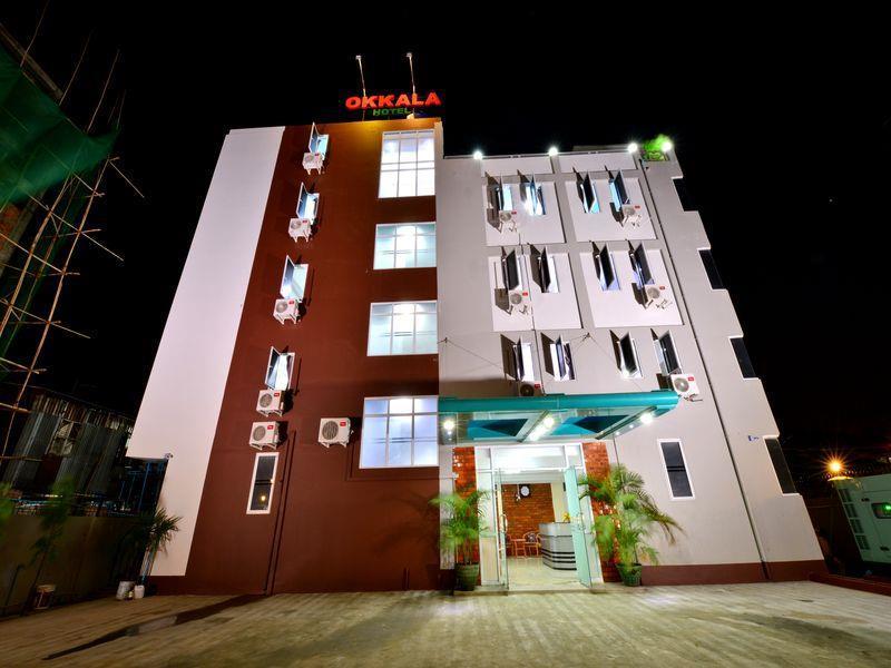 Okkala Hotel Yangon Esterno foto